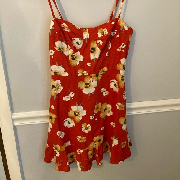 Red Floral Linen Mini Dress - Picture 5 of 14